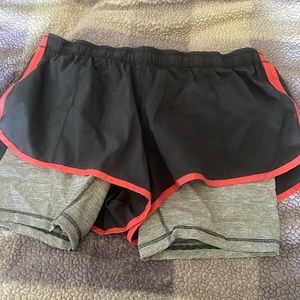 Lululemon shorts size 12